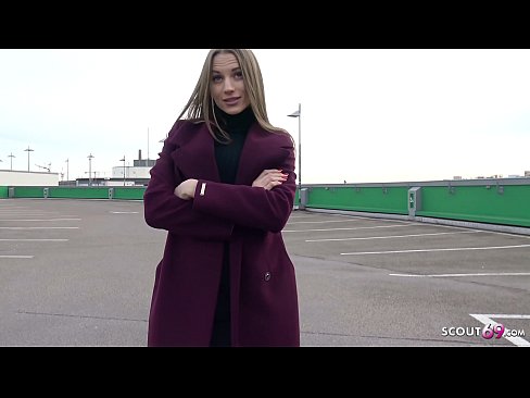 ❤️ ドイツ人スカウトマンは、夢のようにスティール、駐車場のテルテル、お金のためのセクシーに触れることです。 ❤ ポルノvk ❌️❤